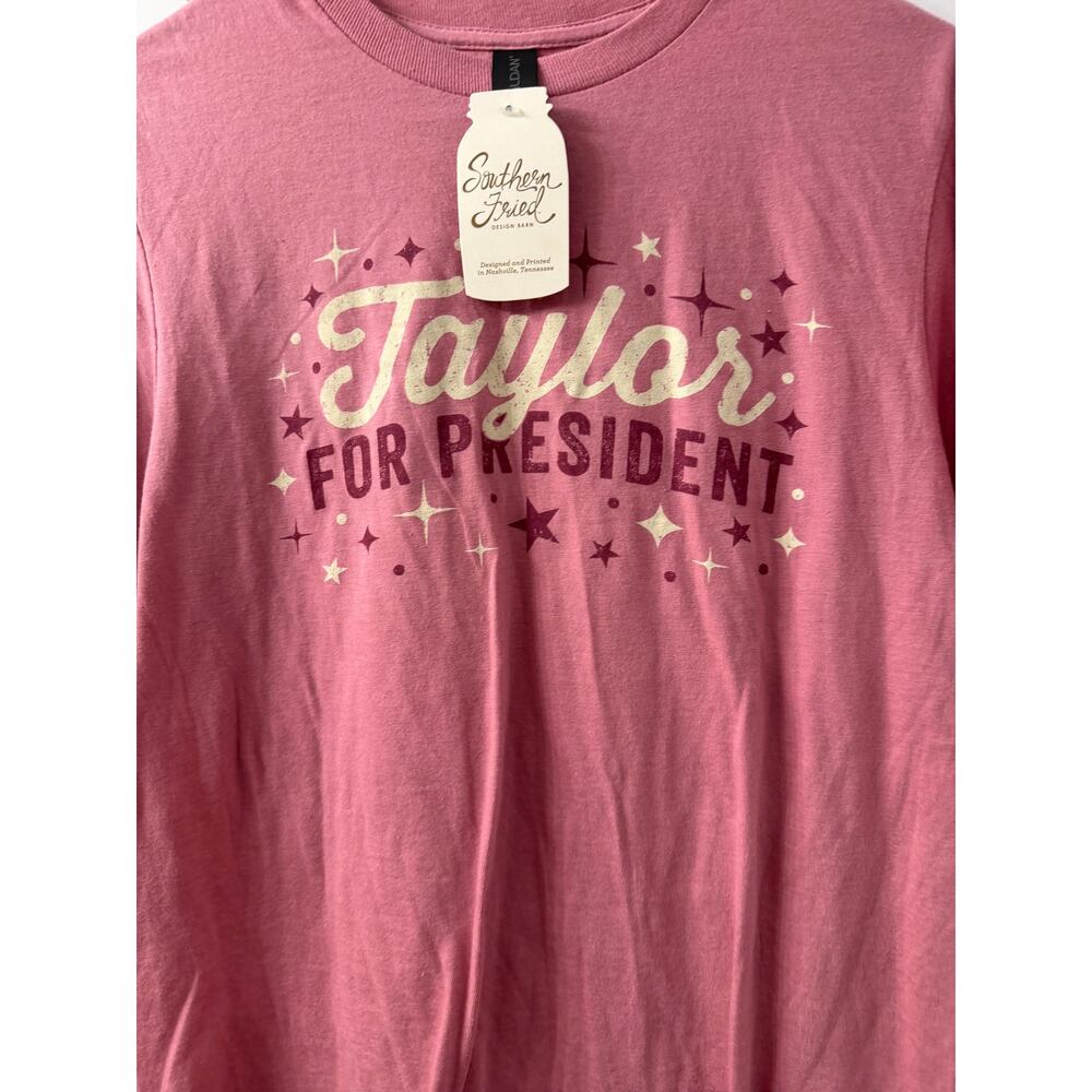 Southern Fried Design Barn NEW NWT Taylor for President Pink T-Shirt SZ small